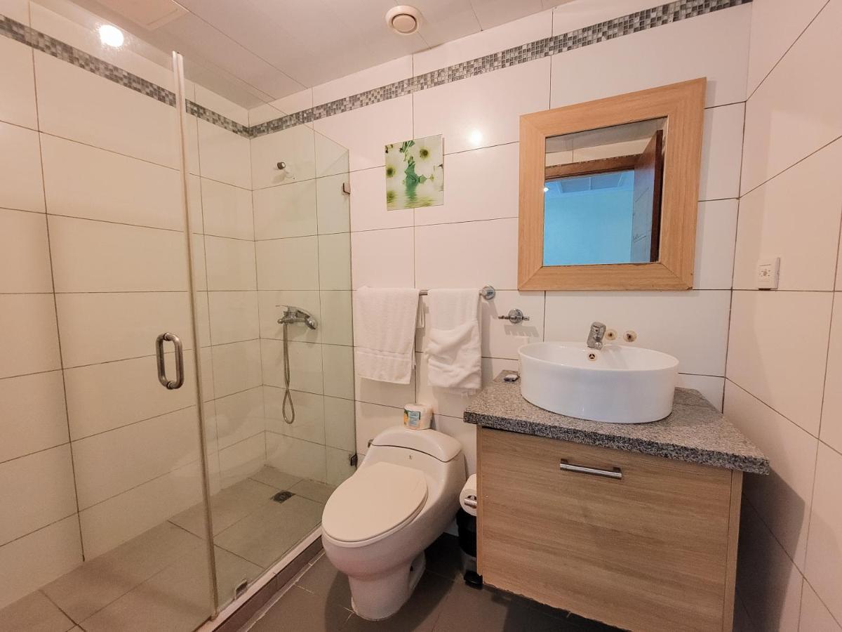 Marbella Towers Beachfront 2 Bedrooms Juan Dolio Exteriér fotografie